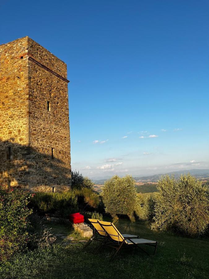 Medieval Tower In Umbria With Swimming Pool Montelagello ภายนอก รูปภาพ
