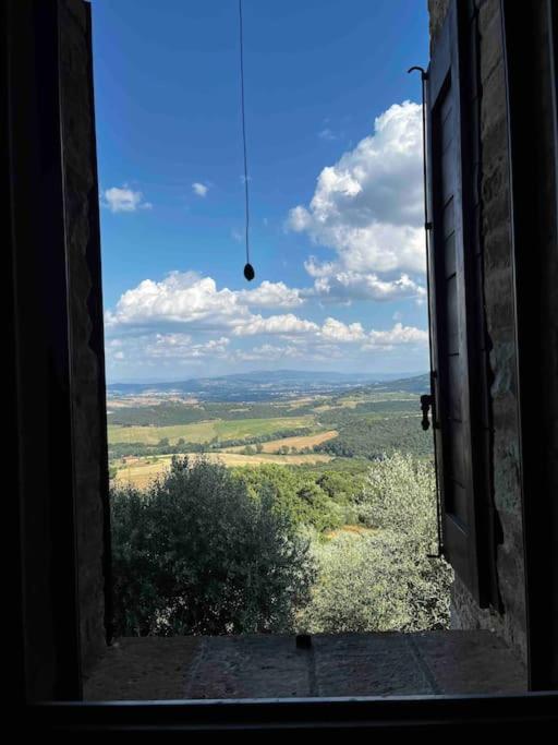 Medieval Tower In Umbria With Swimming Pool Montelagello ภายนอก รูปภาพ