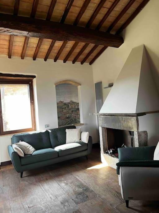 Medieval Tower In Umbria With Swimming Pool Montelagello ภายนอก รูปภาพ