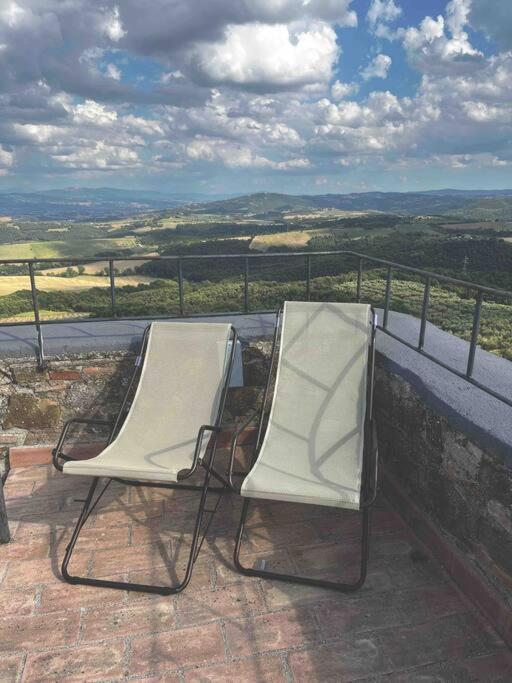 Medieval Tower In Umbria With Swimming Pool Montelagello ภายนอก รูปภาพ