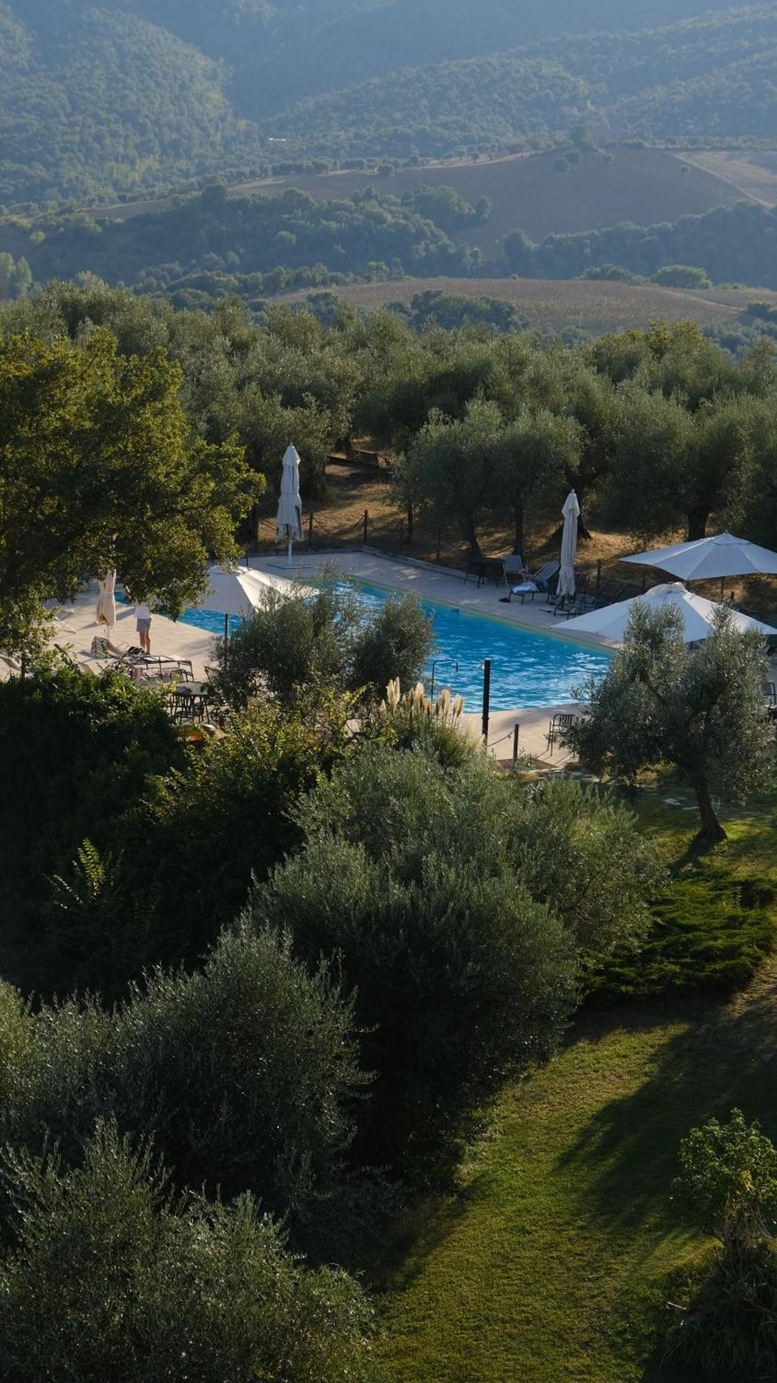 Medieval Tower In Umbria With Swimming Pool Montelagello ภายนอก รูปภาพ